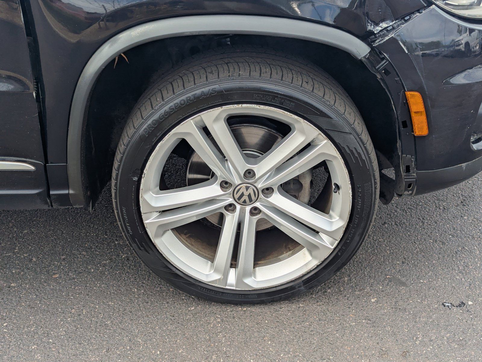 Used 2015 Volkswagen Tiguan R-Line AWD/4WD image 9
