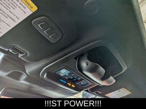 Used 2025 Ford Explorer ST AWD/4WD image 17