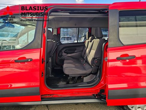 Used 2016 Ford Transit Connect XL image 16