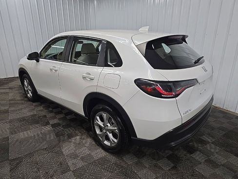 Certified 2025 Honda HR-V LX image 9