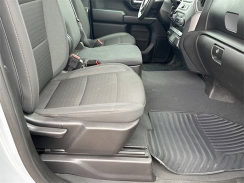 Used 2024 Chevrolet Silverado 2500 Custom w/ Custom Value Package image 11