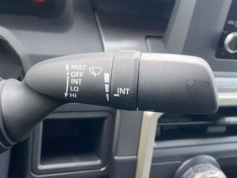 Used 2025 Toyota Tacoma 2WD Double Cab image 25