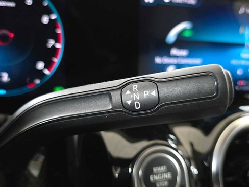 Used 2022 Mercedes-Benz GLA 250 4MATIC image 36