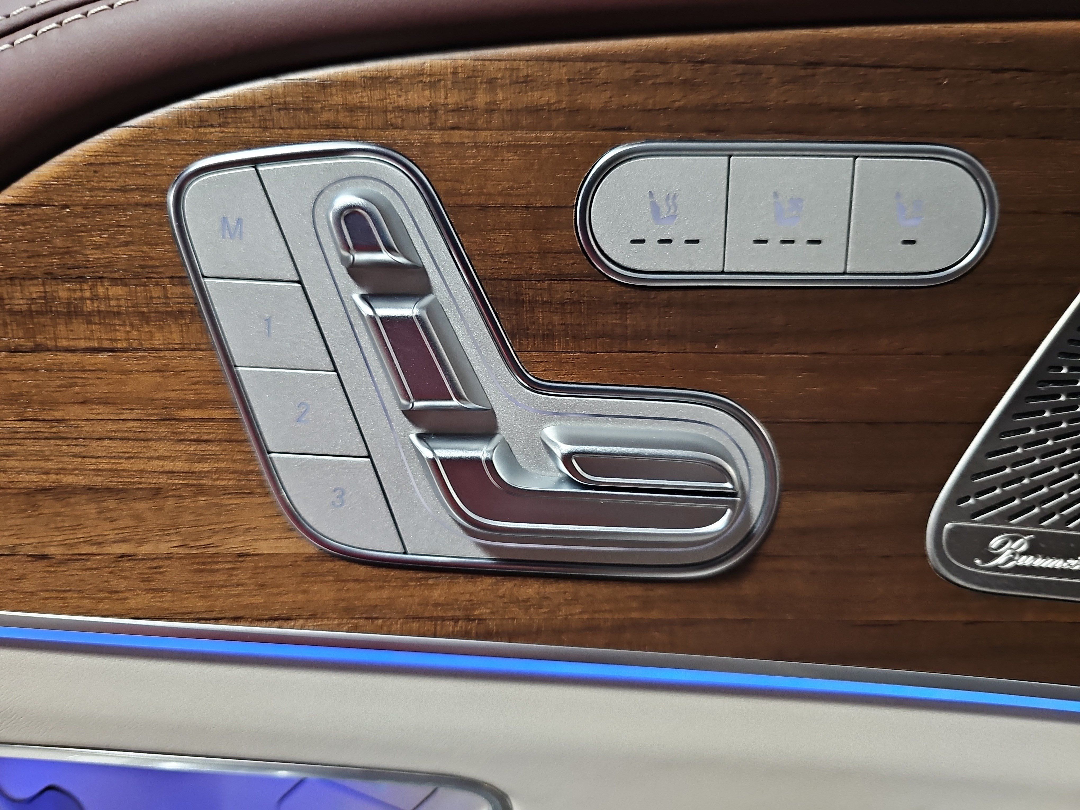Certified 2024 Mercedes-Benz Maybach GLS 600 4MATIC image 32