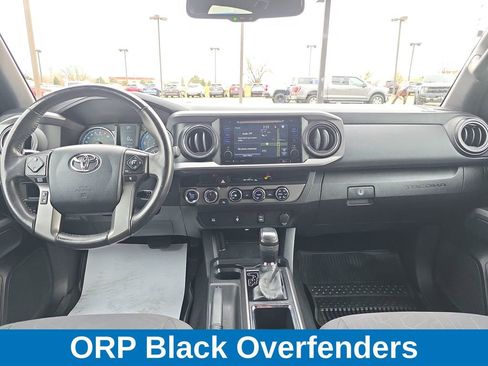 Used 2017 Toyota Tacoma TRD Off-Road w/ Tow Package (A/T) image 13