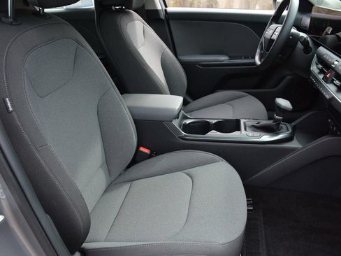 Used 2025 Kia K4 FWD image 19