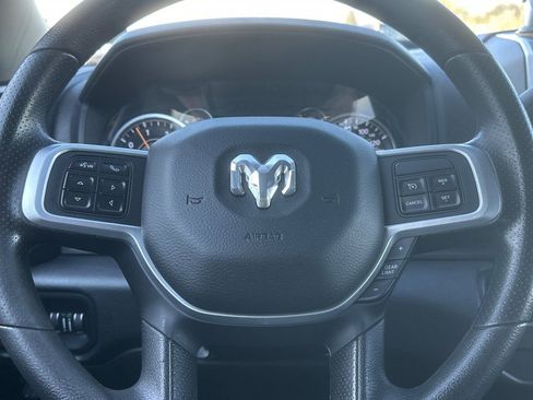 Used 2020 RAM 2500 Big Horn image 25