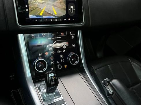 Used 2020 Land Rover Range Rover Sport HSE image 16