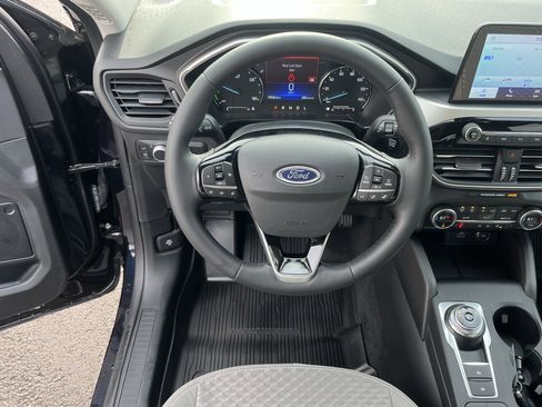 Used 2021 Ford Escape SE w/ Convenience Package image 12