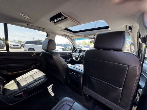 Used 2018 GMC Yukon Denali w/ Denali Ultimate Package AWD/4WD image 35