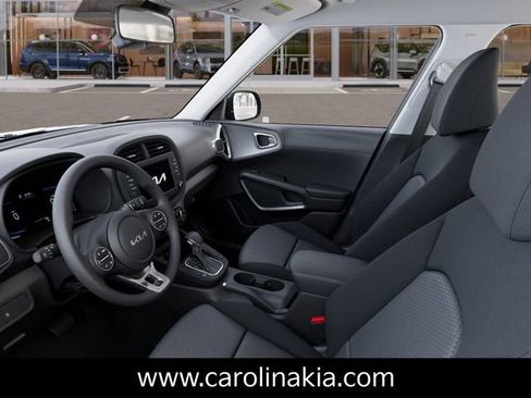 New 2025 Kia Soul LX image 17