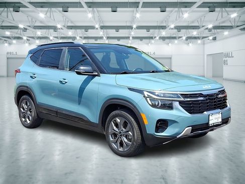 Certified 2024 Kia Seltos S AWD/4WD image 1