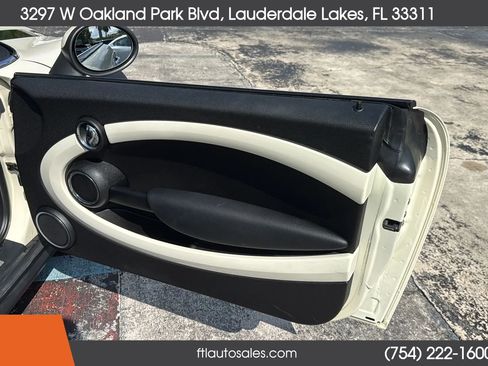 Used 2012 MINI Cooper Convertible FWD image 21