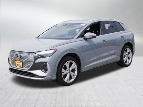 Used 2023 Audi Q4 e-tron Premium Plus w/ Premium Plus AWD/4WD image 3