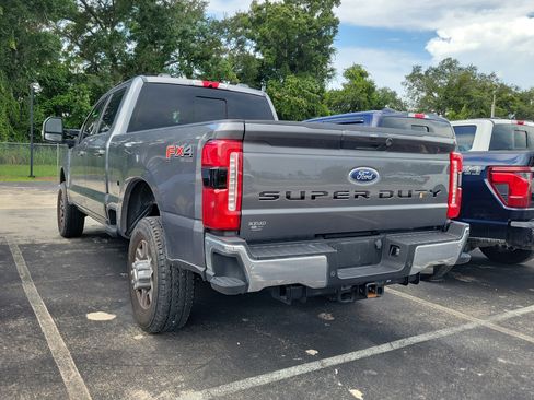 Used 2023 Ford F250 Lariat w/ FX4 Off-Road Package AWD/4WD image 4