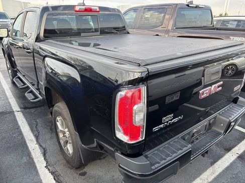 Used 2017 GMC Canyon SLE image 4
