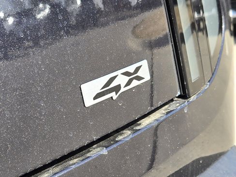 New 2027 Kia Telluride S w/ Towing Package image 7