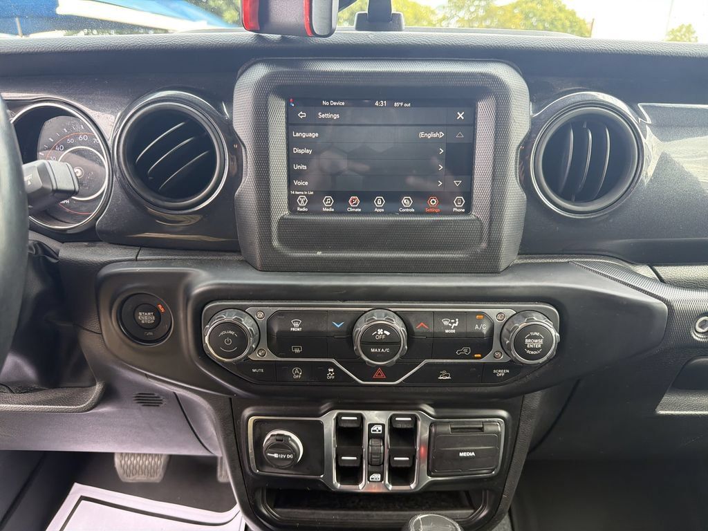 Used 2022 Jeep Wrangler Unlimited Sport AWD/4WD image 23