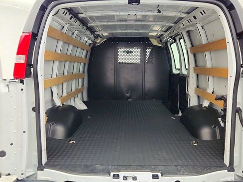 Used 2024 Chevrolet Express 2500 w/ Driver Convenience Package image 19