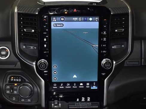 New 2026 RAM 1500 4x4 Crew Cab image 18