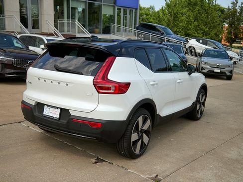 Certified 2023 Volvo XC40 Recharge Ultimate w/ Protection Package Premier image 9