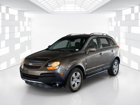 Used 2015 Chevrolet Captiva Sport LS FWD image 3