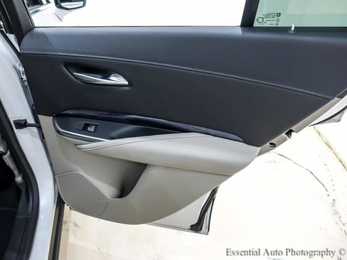 Used 2023 Cadillac XT4 Luxury image 27