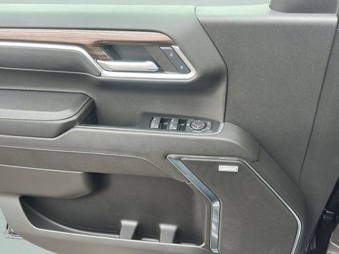 Used 2023 Chevrolet Silverado 1500 RST w/ Convenience Package II image 19