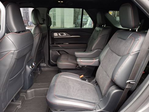 Certified 2026 Ford Explorer ST w/ Sun And Sound Package image 10