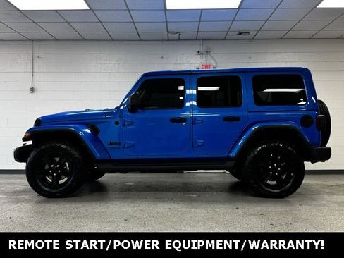 Used 2022 Jeep Wrangler Unlimited Sahara image 3