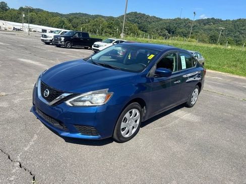Used 2019 Nissan Sentra S FWD image 4
