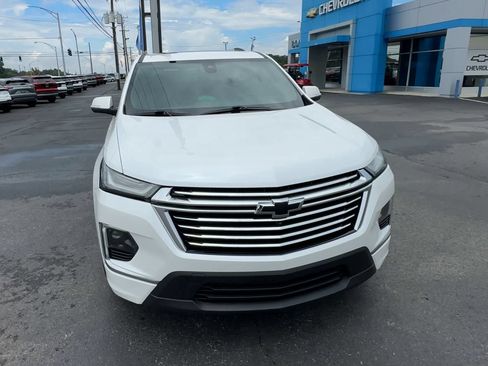 Certified 2023 Chevrolet Traverse Premier FWD image 3
