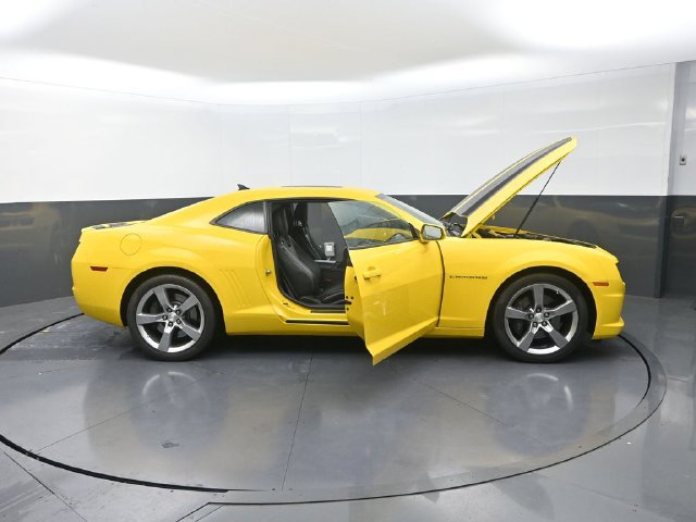 Used 2011 Chevrolet Camaro SS w/ RS Package RWD image 43
