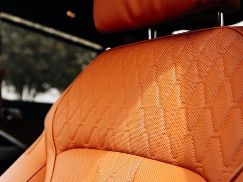 Used 2026 BMW X7 M60i image 24