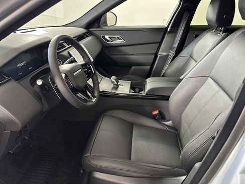 New 2025 Land Rover Range Rover Velar Dynamic SE image 4