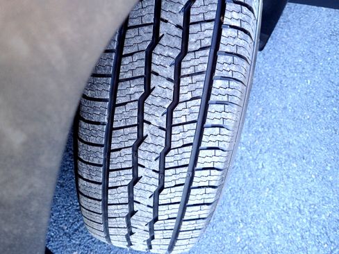 Used 2021 Toyota RAV4 LE image 23