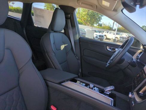 New 2026 Volvo XC60 B5 Core image 13