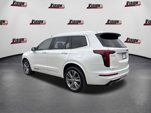 Used 2021 Cadillac XT6 Premium Luxury image 7