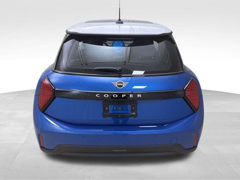 New 2026 MINI Cooper 2-Door Hardtop image 25