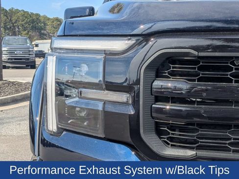 Used 2025 Ford F150 Lariat w/ Equipment Group 501A Mid AWD/4WD image 10