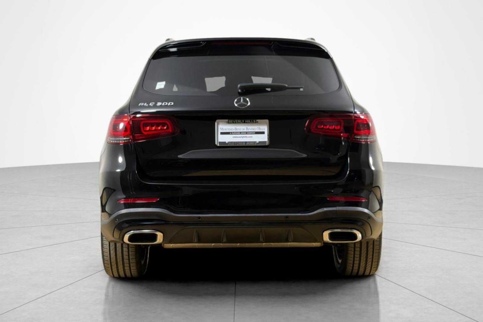 Used 2022 Mercedes-Benz GLC 300 image 4