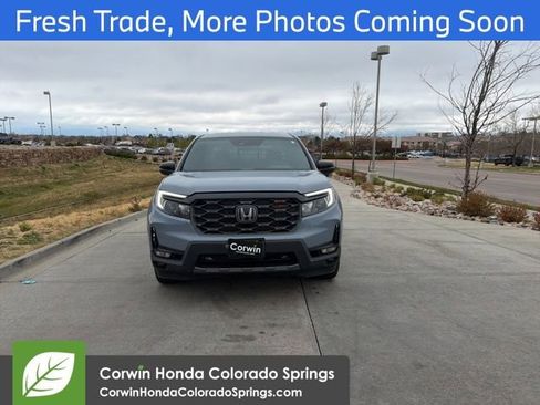Used 2025 Honda Ridgeline TrailSport image 2