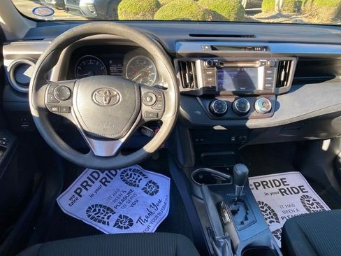 Used 2017 Toyota RAV4 LE image 16