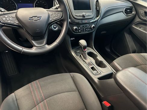 Used 2022 Chevrolet Equinox RS image 18