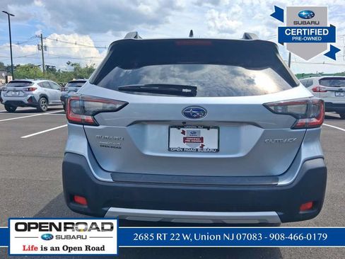 Used 2023 Subaru Outback Limited AWD/4WD image 4
