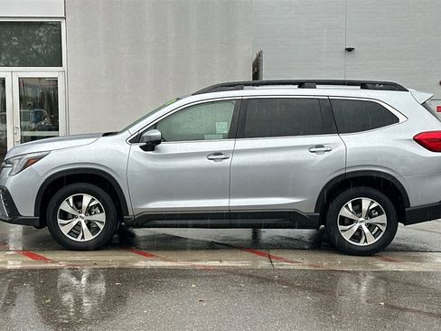 Certified 2024 Subaru Ascent Premium w/ Convenience Package image 9