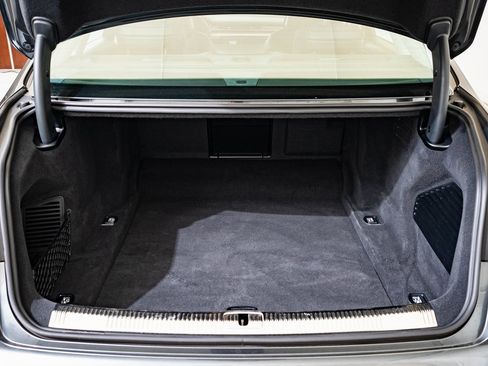 Certified 2022 Audi S8 image 20