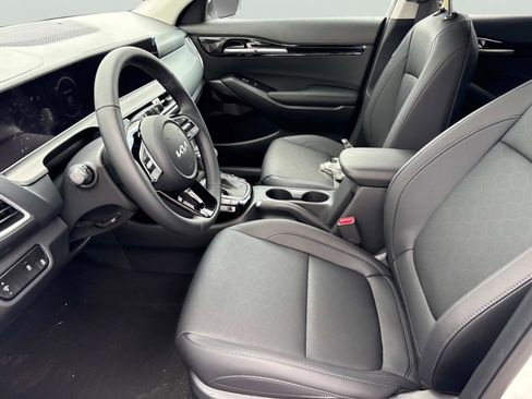 New 2026 Kia Seltos EX image 16