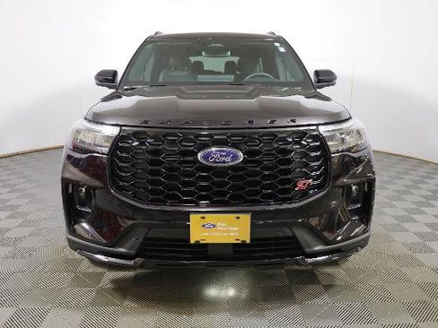 Certified 2026 Ford Explorer ST w/ Sun And Sound Package AWD/4WD image 4