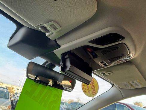 Certified 2025 Subaru Outback Premium w/ Popular Package #1A image 28